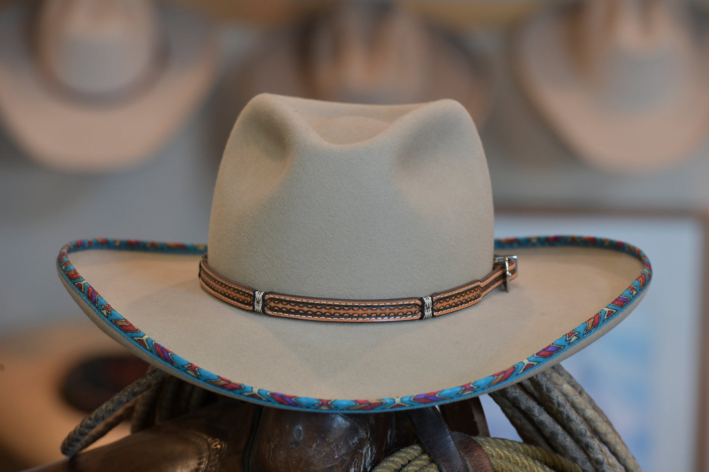 Sahara Western Hat with multicolor bound edge (7 1/8)